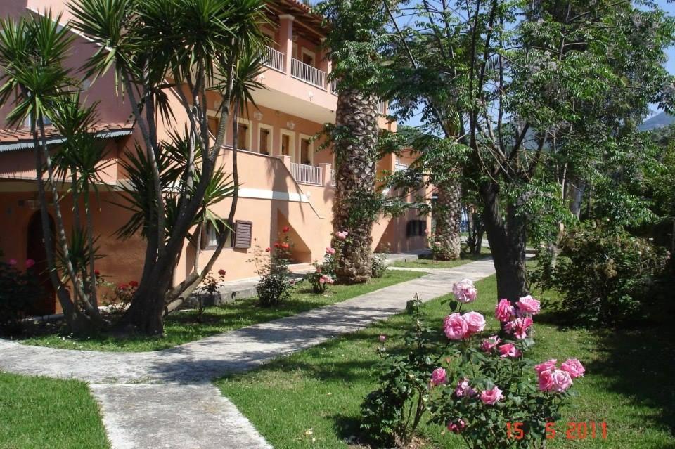 Hellens Village Almiros Beach Exterior photo